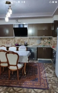 ۱۵۶منر *سه خوابه  *آسانسوردار*جکوزی *آدرس شریعتی