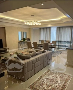 ۱۳۵متر اعیان نشین فول خوش نقشه سالن سراسر پرده خور