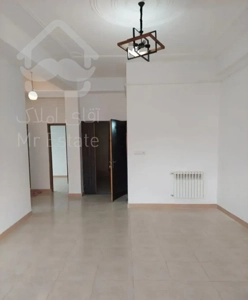 خیابان قیام آپارتمان ۷۲ متر (تک واحد) تمیز