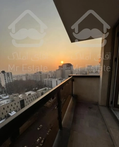 ۱۹۰متر/۳خواب/ویو ابدی/برج برند منطقه/مشاعات ابی