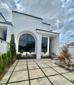 فروش ویلا ۱۴۰متری نوساز سرخرود