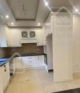 اپارتمان ۱۵۰متر  /نوسازکلید نخورده/اندرزگو