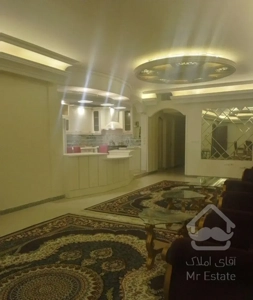 فروش آپارتمان ۱۴۵ متری ۳ خوابه طبقه ۱ در اقبال