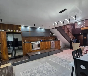 ۱۱۷ متر ۳ خواب// اباد شرقی اوایل//فول بازسازی شده