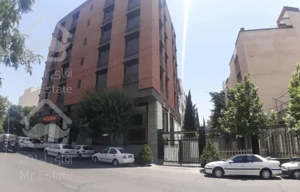 ۳۰۰ متر تجاری بر نیاوران