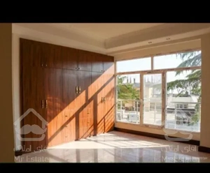 خرید آپارتمان ۲۲۰ متری در نیاوران