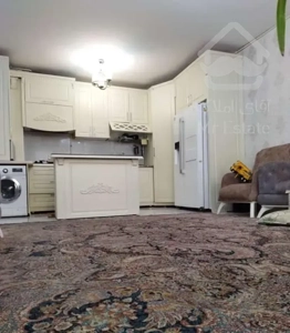 اپارتمان ۱۰۰متری اوایل لادن فول