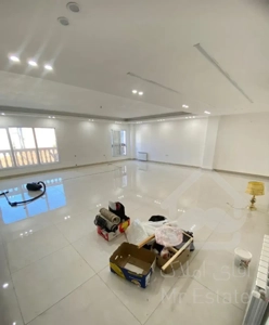 اجاره آپارتمان ۲۱۰ متر شیک نزدیک مرکز شهر تک واحد