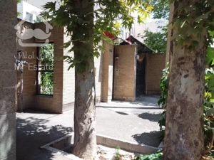 575 متر کلنگی بهترین لوکیشن قیطریه