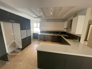 اخلاقی شرقی 165 متر لوکیشن تاپ