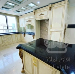 فروش 125 متری در پاسداران