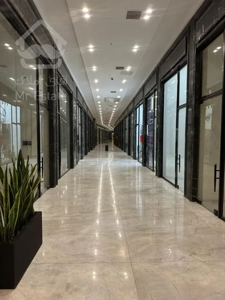 🛍️ فروش واحد تجاری در مرکز خرید نوساز و برند