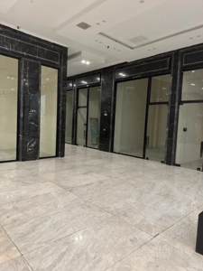 موقعیت خاص، فروش محدود – رونیکا مال، نزدیک مترو حسین‌آباد