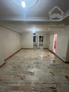 واحد 67 متری با بالکن و انباری