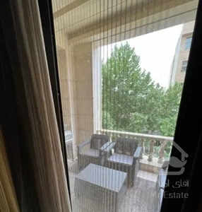 ظفر ۹۰متر غرق نور دو نبش ویودار و تراس قابل چیدمان