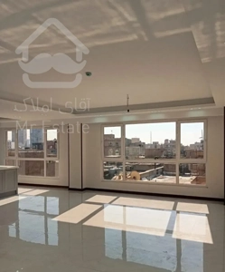 ستارخان پاتریس ۸۶ متر فول دو بر نور سالن پرده خور