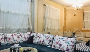 آپارتمان 92 متری طبقه اول در خیابان فلسطین