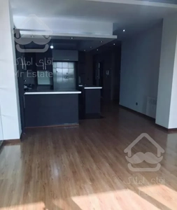 آپارتمان ۱۰۲متری،۲خواب،۱خواب مستر،چیتگر