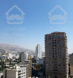 210متر 3خوابه/فول مشاعات 2پارکینگ/ژنرال منطقه