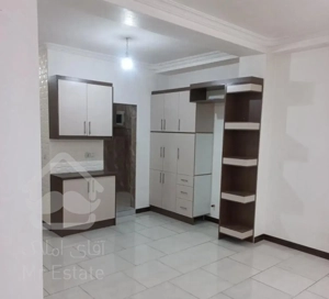 آپارتمان تک واحد طبقه اول کلاکسر متراژ ۱۰۰ متر