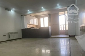 اپارتمان ۹۶ متر دو پارکینگ سندی