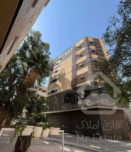 لوکس برند تکمیل\۱۶۰مترغرق نور\سالن دلباز\سند ملکی