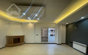 ۱۰۰ متری دیزاین شده نزدیک دریا