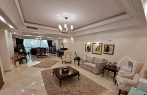 آپارتمان ۲۲۰ متری ۳خوابه دربند کلید نخورده شخصی