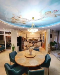 نیاوران/۲۰۵ متر/۴ پارکینگ/لوکس و خاص/مشاعات فول