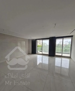 آپارتمان ۱۳۰ متر شهرک کریم آباد ویو سرسبز و دلباز