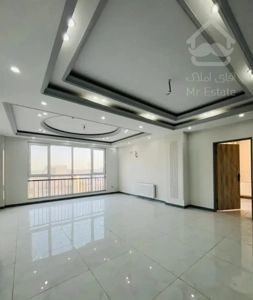 ۹۰متر نوساز روبنما غرق در نور درخشنده سنددار