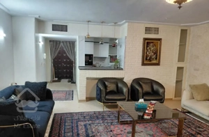 ۱۱۰ متر/دو خواب/غرق در نور/جنوبی/ملک دو کله