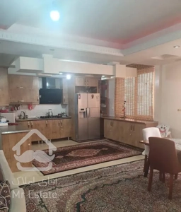 اپارتمان۱۰۵پونک