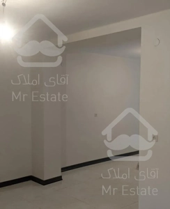 خ انقلاب روبروی خ بهار کوچه نفیسی