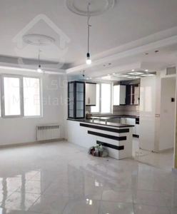 آپارتمان ۹۰ متری گل تهران‌سر