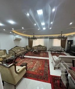 فروش آپارتمان ۱۸۰ متری ۳ خوابه