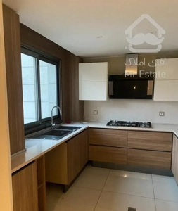 محمودیه ٢٣٠ متر چهار خواب