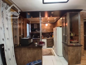 84متر‌((بلوار فردوس)) فول امکانات