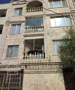 63متر/دوخواب/شیک/پارکینگ /کم واحد