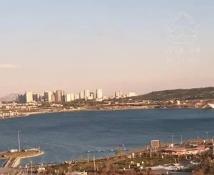 135متری 3خواب/ویو کامل دریاچه چیتگر/منطقه22