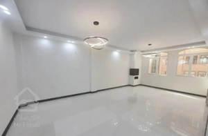 ۷۸متر ۲خواب سالن پرده خور لوکیشن قوی