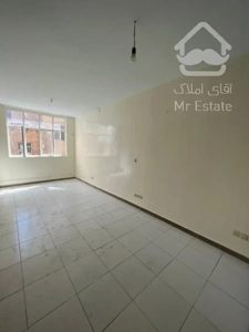 42 متر یک خواب سالن پرده خور