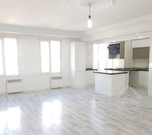 ۱۰۱متر سالن پرده خور