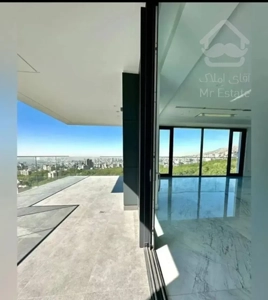 ۲۰۵ متر / تاپ لوکیشن کامرانیه / کلید نخورده