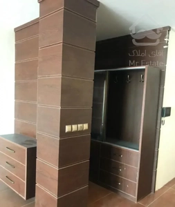 آپارتمان داخل شهر ۱۰۰متر نقاشی شده و تخلیه