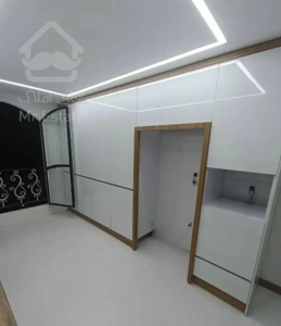 ۷۵ متری فول امکانات/ رو به آفتاب/ گلبرگ غربی