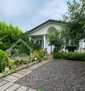 باغ ویلای نقلی ۲۳۰متری شهرکی منطقه جنگلی