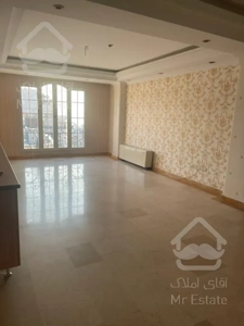 اجاره ۲۰۰ متر / تراس بزرگ / نورگیر بینظیر/فرمانیه