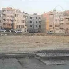 500 متر خانه کلنگی واقع در صادقیه