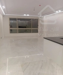 آپارتمان ۱۳۴ متر ۳ خوابه دو پارکینگ سندی